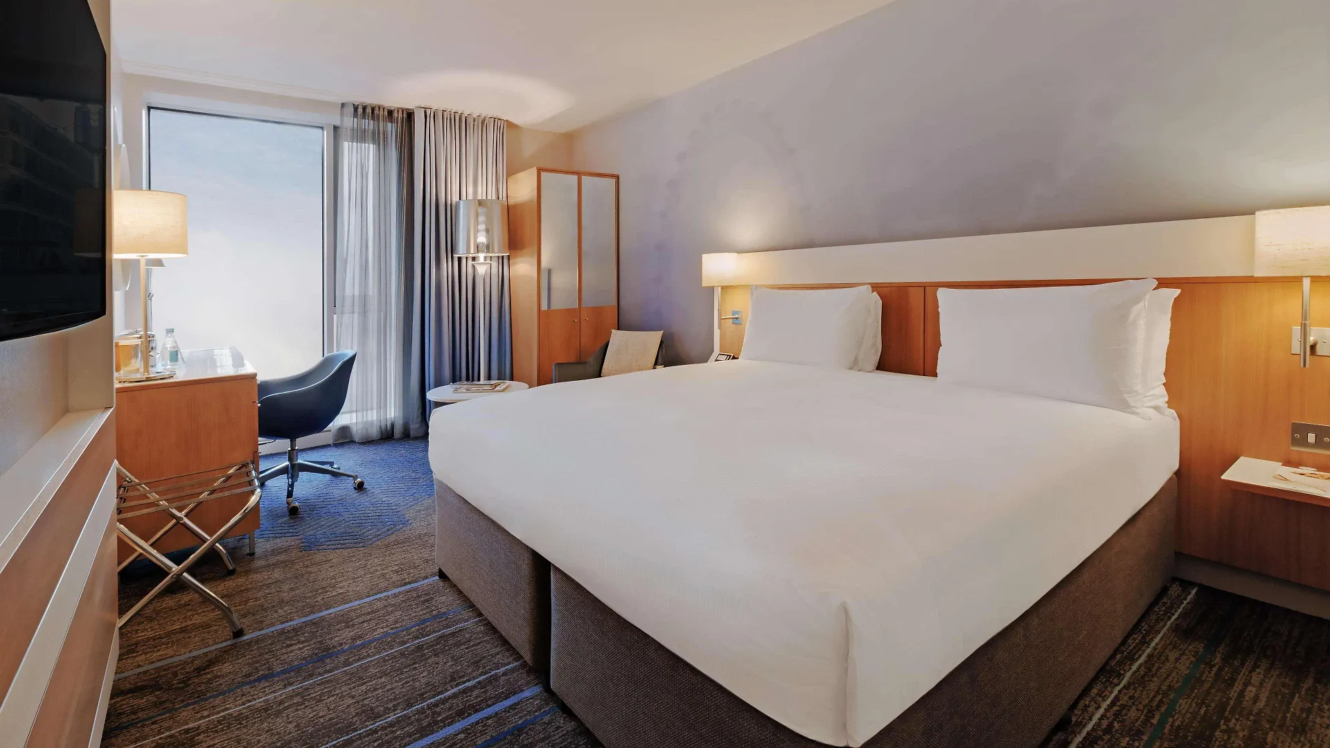 Doubletree By Hilton Hotel London - Tower Of London 4*,